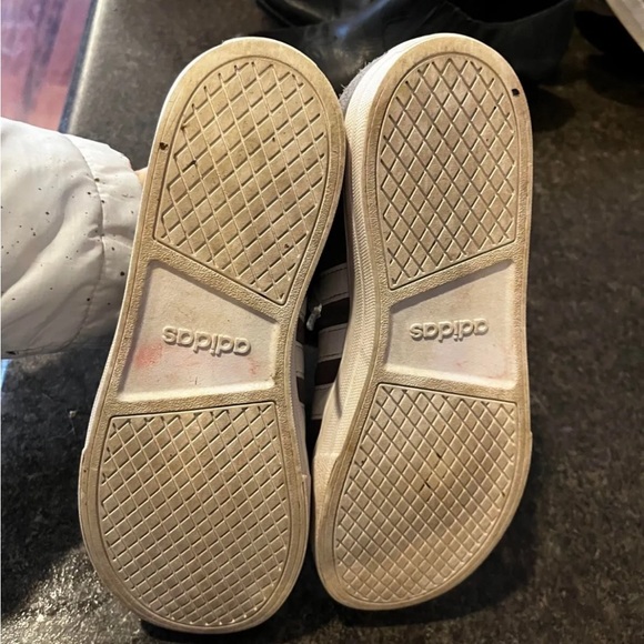 Adidas Kid's Daily 2.0 Suede Gray White Size 4y - Picture 6 of 7